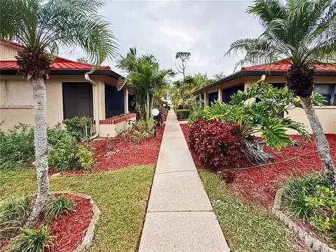 2005 Pine Isle Ln #2005, Naples, FL 34112