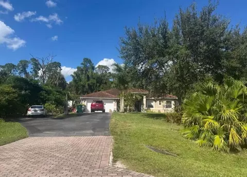 2841 12th Ave NE, Naples, FL 34120