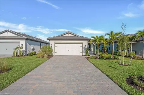 20590 Pebble Glen Dr, Estero, FL 33928 photo 6