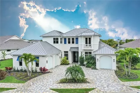 16716 Enclave Cir, Naples, FL 34110