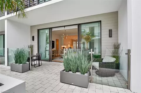 850 Central Ave #208, Naples, FL 34102