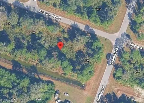 150 Auburn Ave S, Lehigh Acres, FL 33974