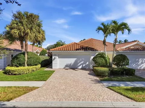5728 Drummond Way, Naples, FL 34119