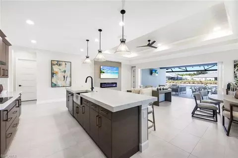 8943 Gustavia Ct, Naples, FL 34112 photo 14