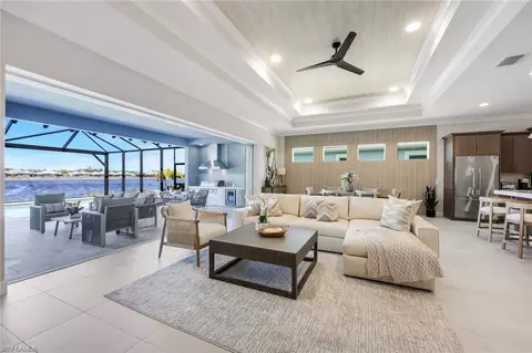 8943 Gustavia Ct, Naples, FL 34112 photo 2