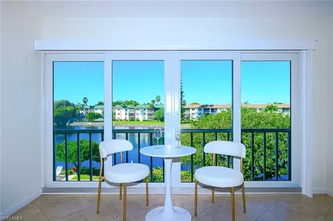 3055 Riviera Dr #306, Naples, FL 34103