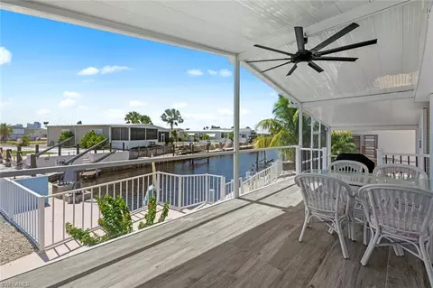 4677 Kahlua Ln, Bonita Springs, FL 34134