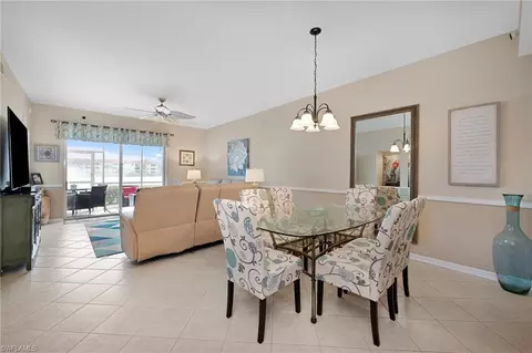 2810 Cypress Trace Cir #2112, Naples, FL 34119