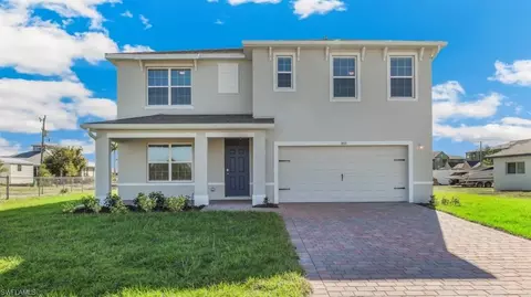 909 NE 1st Pl, Cape Coral, FL 33909