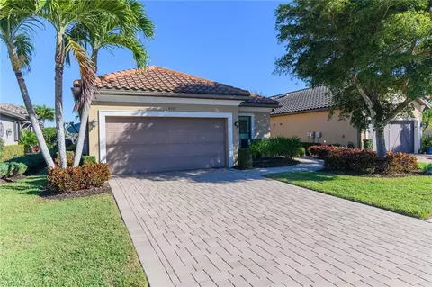 8321 Lucello Ter N, Naples, FL 34114
