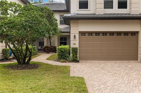 6073 Ashford Ln #802, Naples, FL 34110