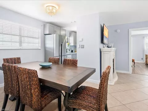 2469 Florida Ave, Naples, FL 34112 photo 12