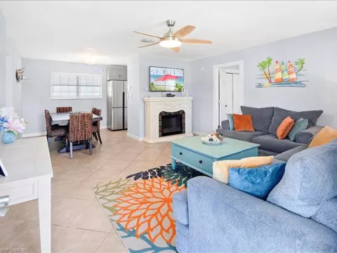 2469 Florida Ave, Naples, FL 34112 photo 7