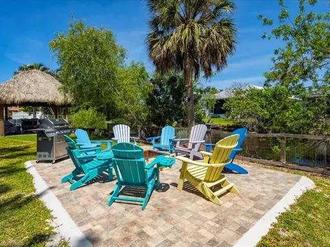 2469 Florida Ave, Naples, FL 34112 photo 4