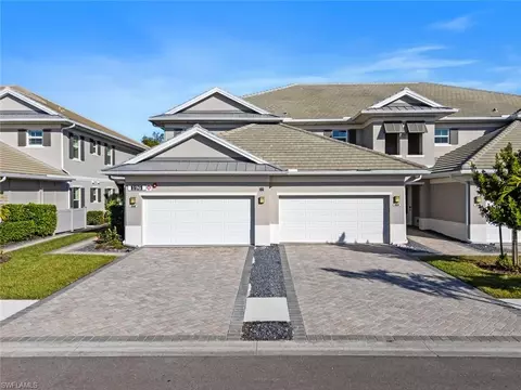 196 Indies Dr E #101, Naples, FL 34114