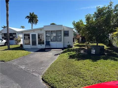 9 Jade Dr #9J, Naples, FL 34114