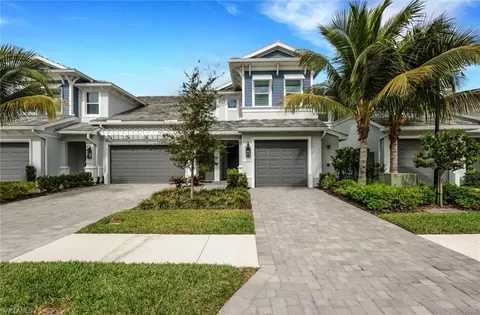 2647 Seychelles Cir #2202, Naples, FL 34112