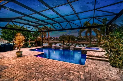 6312 Lyford Isle Dr, Naples, FL 34113