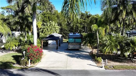 10075 Ramblewood Ct, Fort Myers, FL 33905