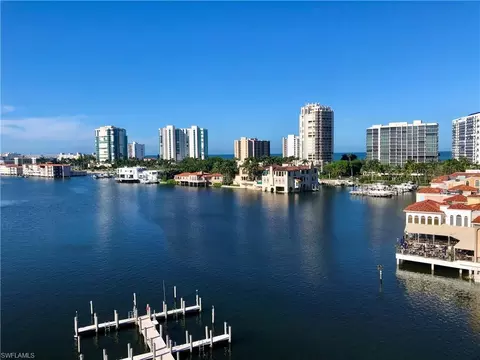 250 Park Shore Dr #701, Naples, FL 34103