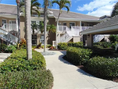 1960 Willow Bend Cir #203, Naples, FL 34109