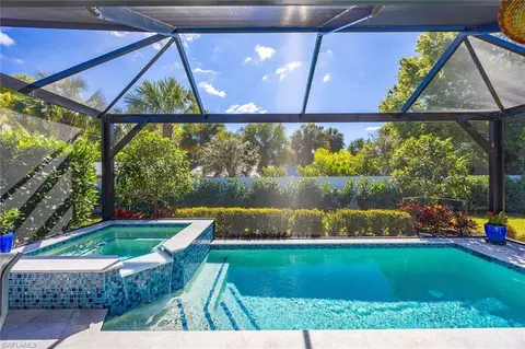 8012 Calle Canovas Ct, Naples, FL 34114