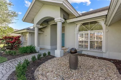 4256 Mourning Dove Dr, Naples, FL 34119