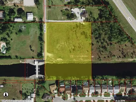 63 Rd St SW, Naples, FL 34105