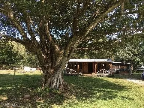 11170 Lager Ln, Naples, FL 34114