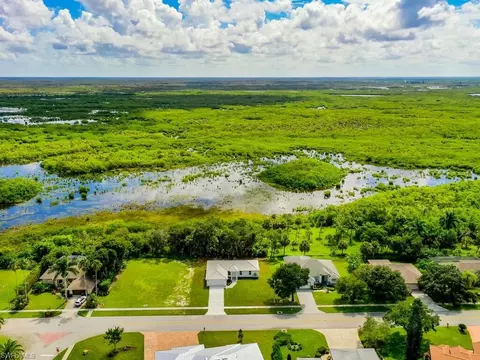 View/Area - 200 Cays Dr, Naples, FL 34114 photo 2 of 13
