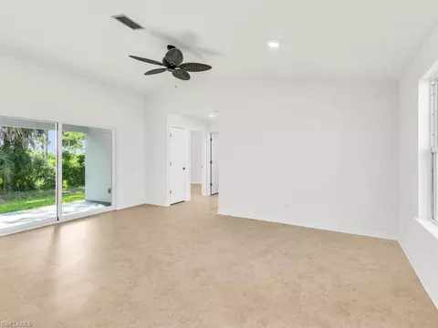 Living - 200 Cays Dr, Naples, FL 34114 photo 2 of 7