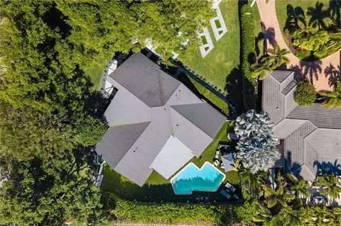 2570 Crayton Rd, Naples, FL 34103 photo 39