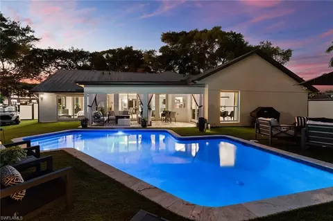 2570 Crayton Rd, Naples, FL 34103 photo 28