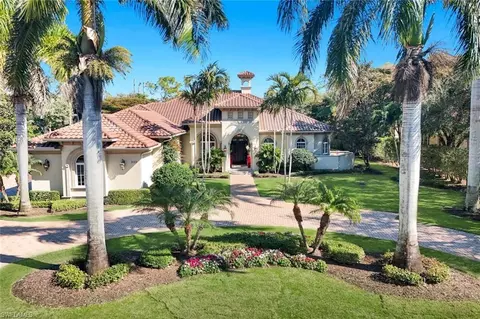 3122 Dahlia Way, Naples, FL 34105