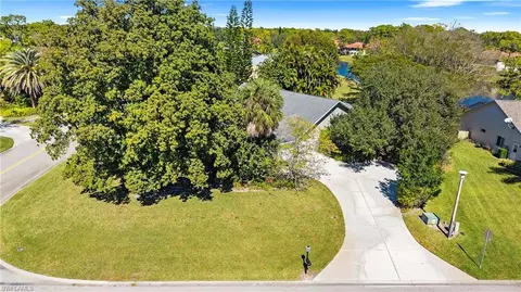 View/Area - 60 Brampton Ln, Naples, FL 34104 photo 2 of 6