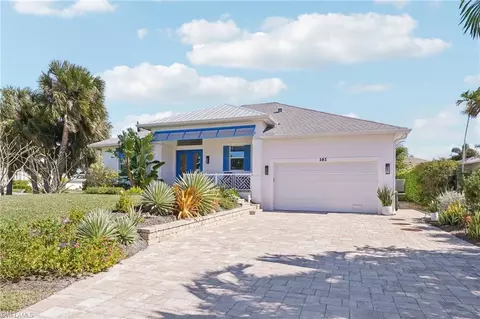 161 Tahiti Cir, Naples, FL 34113