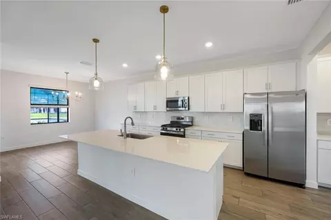20669 Greenwich Pl, Estero, FL 33928 photo 8
