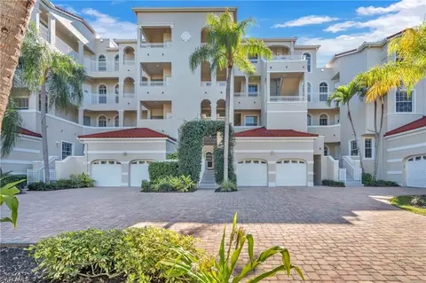 1610 Clermont Dr #104, Naples, FL 34109