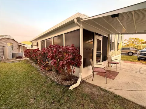 4710 Split Log Ln W, Estero, FL 33928 photo 3