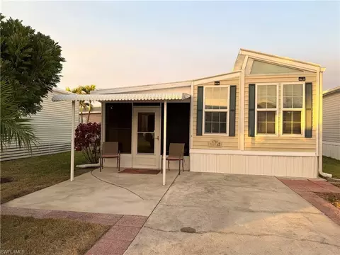4710 Split Log Ln W, Estero, FL 33928 photo 4