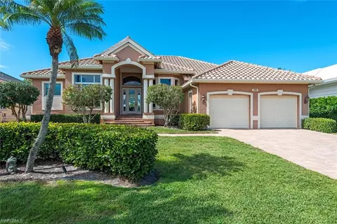 2360 Snook Dr, Naples, FL 34102
