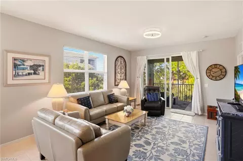 4000 Loblolly Bay Dr #301, Naples, FL 34114