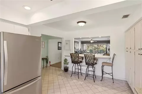 Kitchen - 215 Cypress Way E #E3, Naples, FL 34110 photo 4 of 5