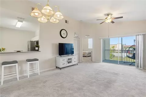 4117 Bellasol Cir #124, Fort Myers, FL 33916