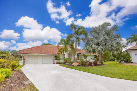 4896 Shearwater Ln, Naples, FL 34119