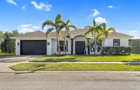 11141 Palmetto Ridge Dr, Naples, FL 34110
