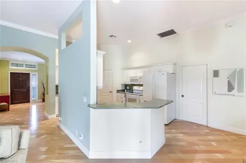 Kitchen - 302 Sawgrass Ct, Naples, FL 34110 photo 4 of 4