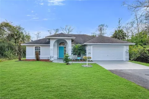 220 37th Ave NE, Naples, FL 34120