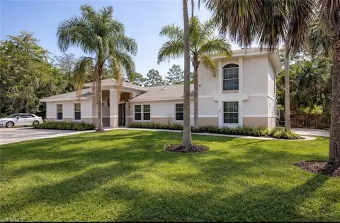 160 19th St SW, Naples, FL 34117