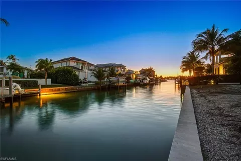 1670 Dolphin Ct, Naples, FL 34102 photo 26